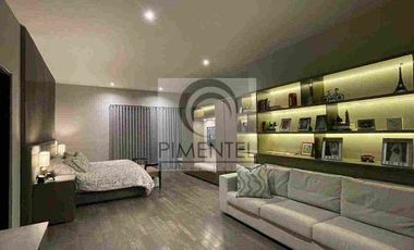 Casa en Venta en La Herradura, golf