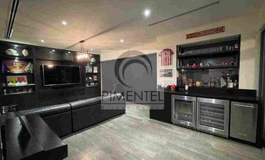 Casa en Venta en La Herradura, golf