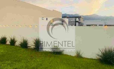 Casa en Venta en La Herradura, golf