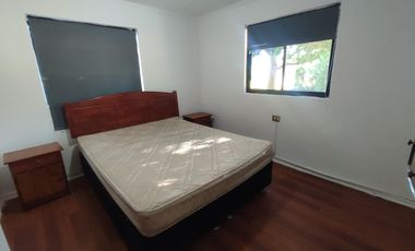 Parcela 1.7 ha con casa 6 Dormitorios