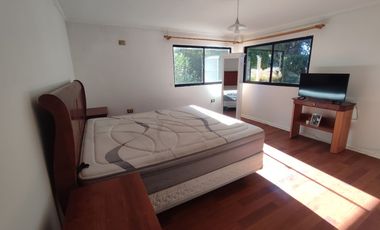 Parcela 1.7 ha con casa 6 Dormitorios