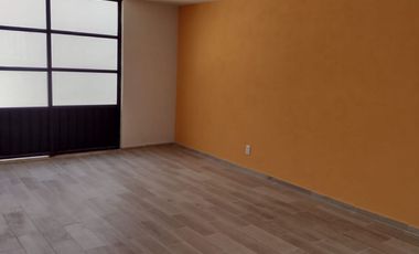 Rento amplia casa dentro de conjunto cerrado en Col.  Xonaca 3 recamaras 1.5 baños cochera 2 autos $9500