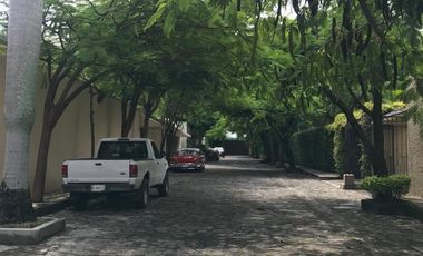 En privada con vigilancia
