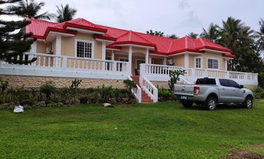 A Splendid House where a view of Apo island can be seen is located in Dauin and along cemented road.