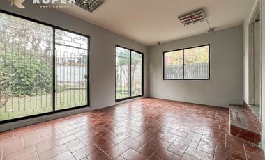 ARRIENDA CASA COMERCIAL DE 3 PISOS EN 7 NORTE – LOS ORIENTES