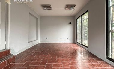 ARRIENDA CASA COMERCIAL DE 3 PISOS EN 7 NORTE – LOS ORIENTES