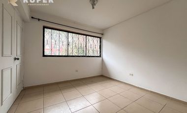 ARRIENDA CASA COMERCIAL DE 3 PISOS EN 7 NORTE – LOS ORIENTES