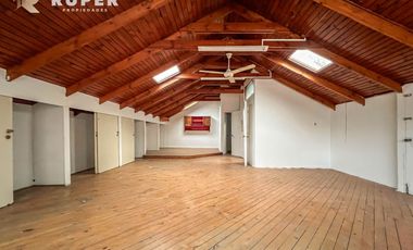 ARRIENDA CASA COMERCIAL DE 3 PISOS EN 7 NORTE – LOS ORIENTES