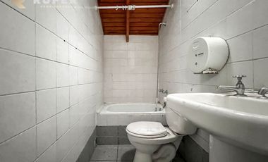 ARRIENDA CASA COMERCIAL DE 3 PISOS EN 7 NORTE – LOS ORIENTES