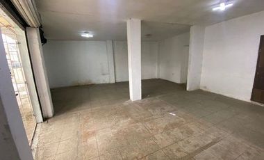 LOCAL EN RENTA POR EL MERCADO 25 DE JUNIO