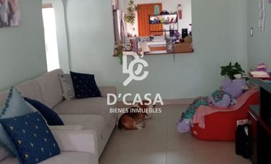 SE VENDE CASA EN COLONIA EL PUENTE