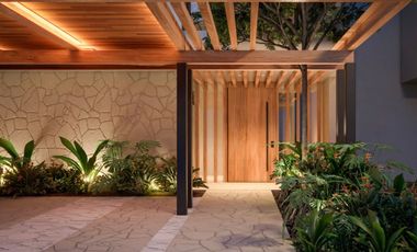 LOTE RESIDENCIAL EN VIA CUMBRES HUAYACAN, CON PROYECTO APROBADO