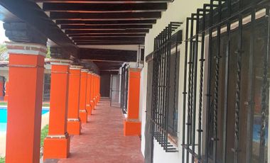 Propiedad Única con Doble Acceso, Uso Mixto y Arquitectura con Valor Patrimonial