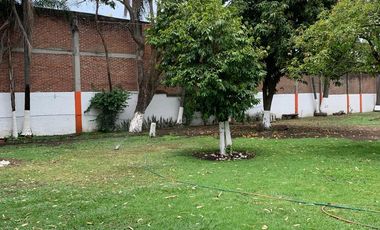 Propiedad Única con Doble Acceso, Uso Mixto y Arquitectura con Valor Patrimonial