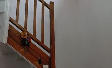 Se vende casa hermosa de 2 pisos, remodelada, cómoda y bien ubicada, Santiago Humberstone 286