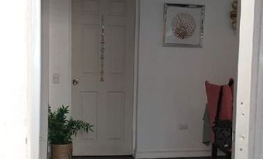 Se vende casa hermosa de 2 pisos, remodelada, cómoda y bien ubicada, Santiago Humberstone 286