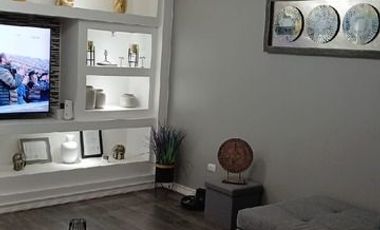 Se vende casa hermosa de 2 pisos, remodelada, cómoda y bien ubicada, Santiago Humberstone 286