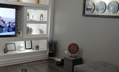 Se vende casa hermosa de 2 pisos, remodelada, cómoda y bien ubicada, Santiago Humberstone 286