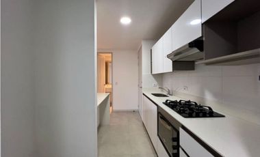 SE VENDE APARTAMENTO EN EL POBLADO, CASTROPOL