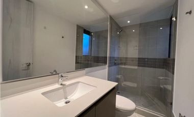 SE VENDE APARTAMENTO EN EL POBLADO, CASTROPOL