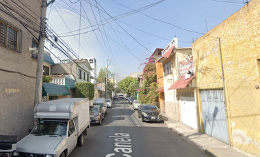 ¡¡HERMOSA CASA EN UNA DE LAS MEJORES ZONAS DE IZTACALCO!!