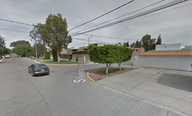 VENTA DE CASA DE GRAN TAMAÑO EN TANGAMANGA SLP