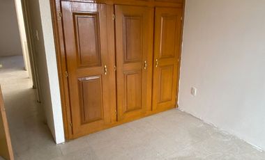 Venta casa de 4 recámaras. Los Héroes Puebla