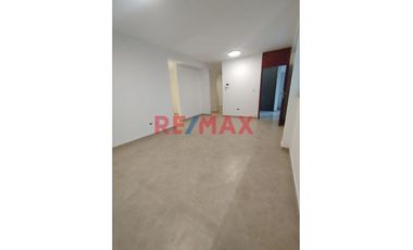 Venta De Departamento De Estreno En 3Er Piso Con Ascensor//ID: 1143890
