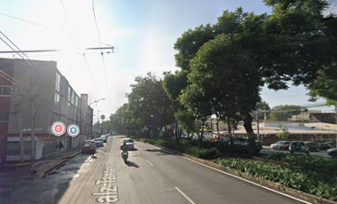 HERMOSO INMUEBLE ADECUADO PARA OFICINAS EN PASEOS DE TAXQUEÑA!!