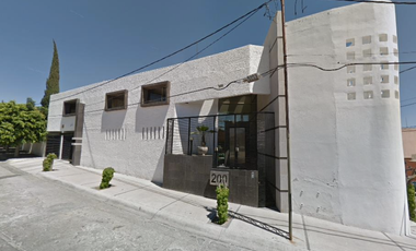 VENTA DE HERMOSA CASA EN LOMAS 3RA SECC EN SLP