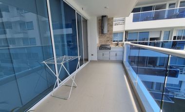 Se Vende o Arrienda Espectacular Apartamento frente al mar.