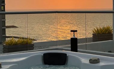 Se Vende o Arrienda Espectacular Apartamento frente al mar.