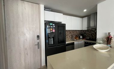 Se Vende o Arrienda Espectacular Apartamento frente al mar.