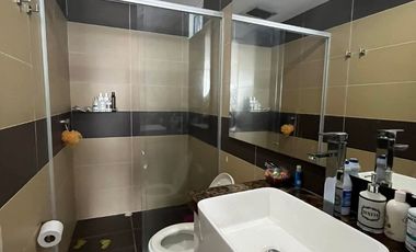 Se Vende o Arrienda Espectacular Apartamento frente al mar.