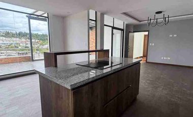Venta de Departamento en Los Geranios, cerca del SuperMaxi y del Parque La Tebaida, Loja - Ecuador