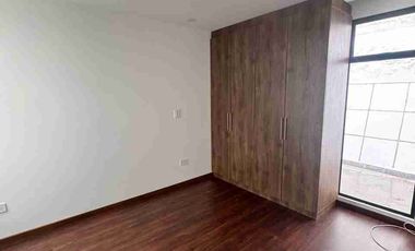 Venta de Departamento en Los Geranios, cerca del SuperMaxi y del Parque La Tebaida, Loja - Ecuador