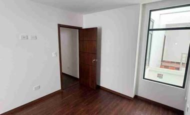 Venta de Departamento en Los Geranios, cerca del SuperMaxi y del Parque La Tebaida, Loja - Ecuador