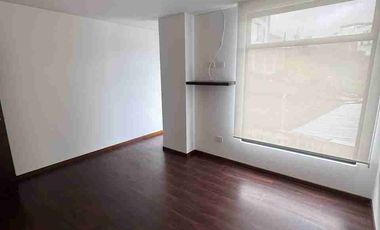 Venta de Departamento en Los Geranios, cerca del SuperMaxi y del Parque La Tebaida, Loja - Ecuador