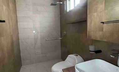 Venta de Departamento en Los Geranios, cerca del SuperMaxi y del Parque La Tebaida, Loja - Ecuador