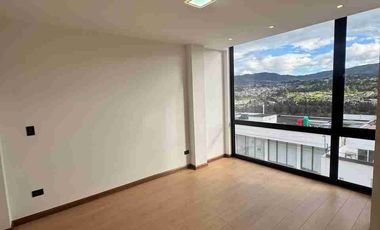 Venta de Casa de Lujo en Amable María, cerca del Colegio Eugenio Espejo y la clínica CIMA, Loja - Ecuador