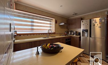 Casa mediterranea de 5 habitaciones en Condominio Los Viñedos de Tabolango