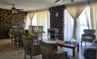 Casa en Venta en Fraccionamiento con vigilancia en Cuernavaca, Morelos.