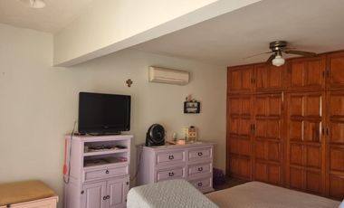 Casa en Venta en Fraccionamiento con vigilancia en Cuernavaca, Morelos.