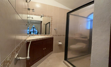 6.11 CASA EN RENTA EN SAN GIL COMPLETAMENTE AMUEBLADA - PASEO DEL ABANICO 217