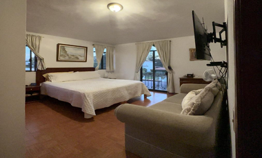 6.11 CASA EN RENTA EN SAN GIL COMPLETAMENTE AMUEBLADA - PASEO DEL ABANICO 217