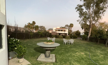 6.11 CASA EN RENTA EN SAN GIL COMPLETAMENTE AMUEBLADA - PASEO DEL ABANICO 217