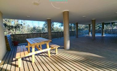 SE ARRIENDA HERMOSO Y ELEGANTE DEPARTAMENTO EN ALGARROBO