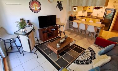 SE ARRIENDA HERMOSO Y ELEGANTE DEPARTAMENTO EN ALGARROBO