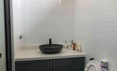 4 Bedroom House for Rent in South Forbes Villas