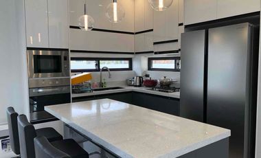 4 Bedroom House for Rent in South Forbes Villas